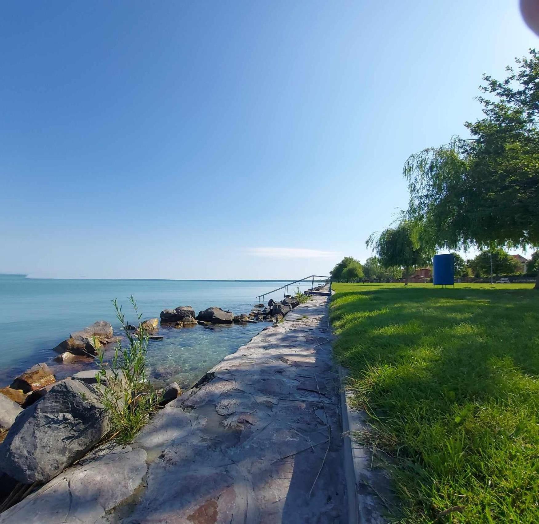 Balatoni Aranyparti Apartmanok Siófok Exterior foto